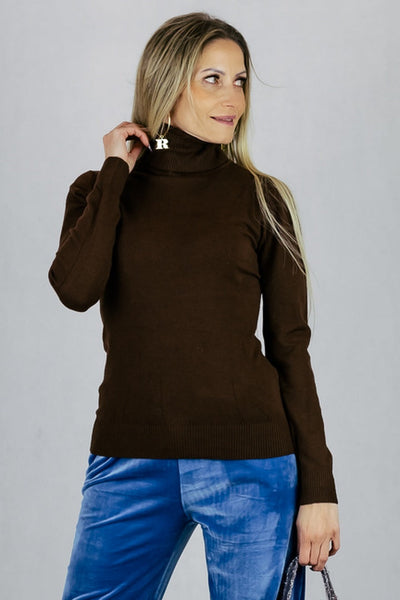 Dopasowany sweter z golfem - brązowy UNIWERSALNY Made in Italy Swetry Inspiracja Jelenia Gora