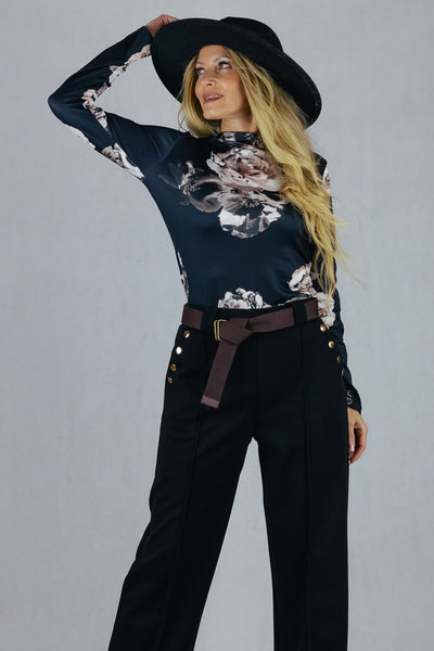 Bluzka w kwiaty 3D - IV UNIWERSALNY Made in Italy Bluzki Inspiracja Jelenia Gora