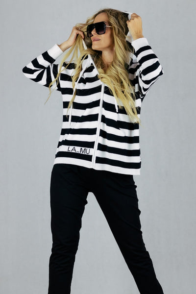 Sweter La Mu z kapturem UNIWERSALNY La Mu Swetry Inspiracja Jelenia Gora